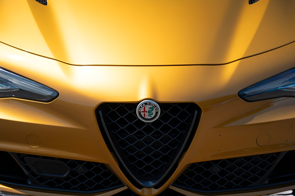 Used 2023 Alfa Romeo Giulia Quadrifoglio w/ Active Assist Plus Package RWD image 5