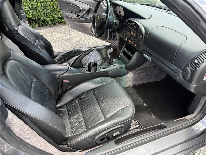 Used 2003 Porsche Boxster RWD image 5