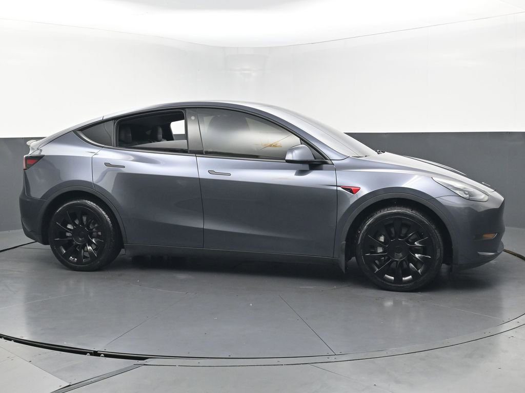 Used 2023 Tesla Model Y Long Range AWD/4WD image 8