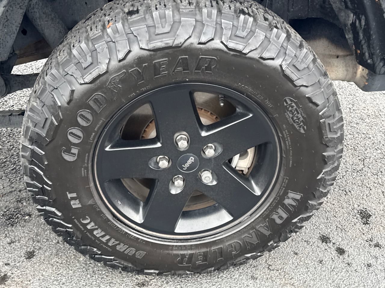 Used 2020 Jeep Gladiator Sport w/ Quick Order Package 24S image 11