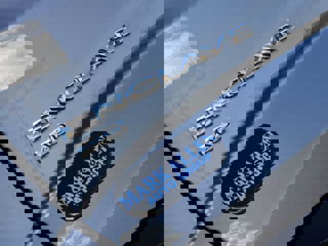 Used 2024 Buick Enclave Premium image 11