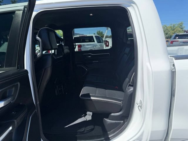 Used 2025 RAM 1500 Laramie AWD/4WD image 32