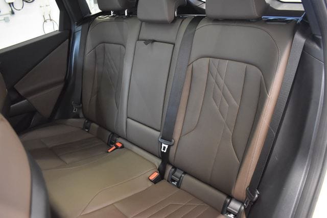 Used 2025 BMW X3 xDrive30i AWD/4WD image 7