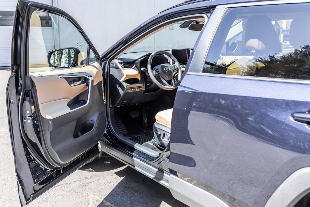 Used 2024 Toyota RAV4 XLE Premium w/ Weather Package AWD/4WD image 25