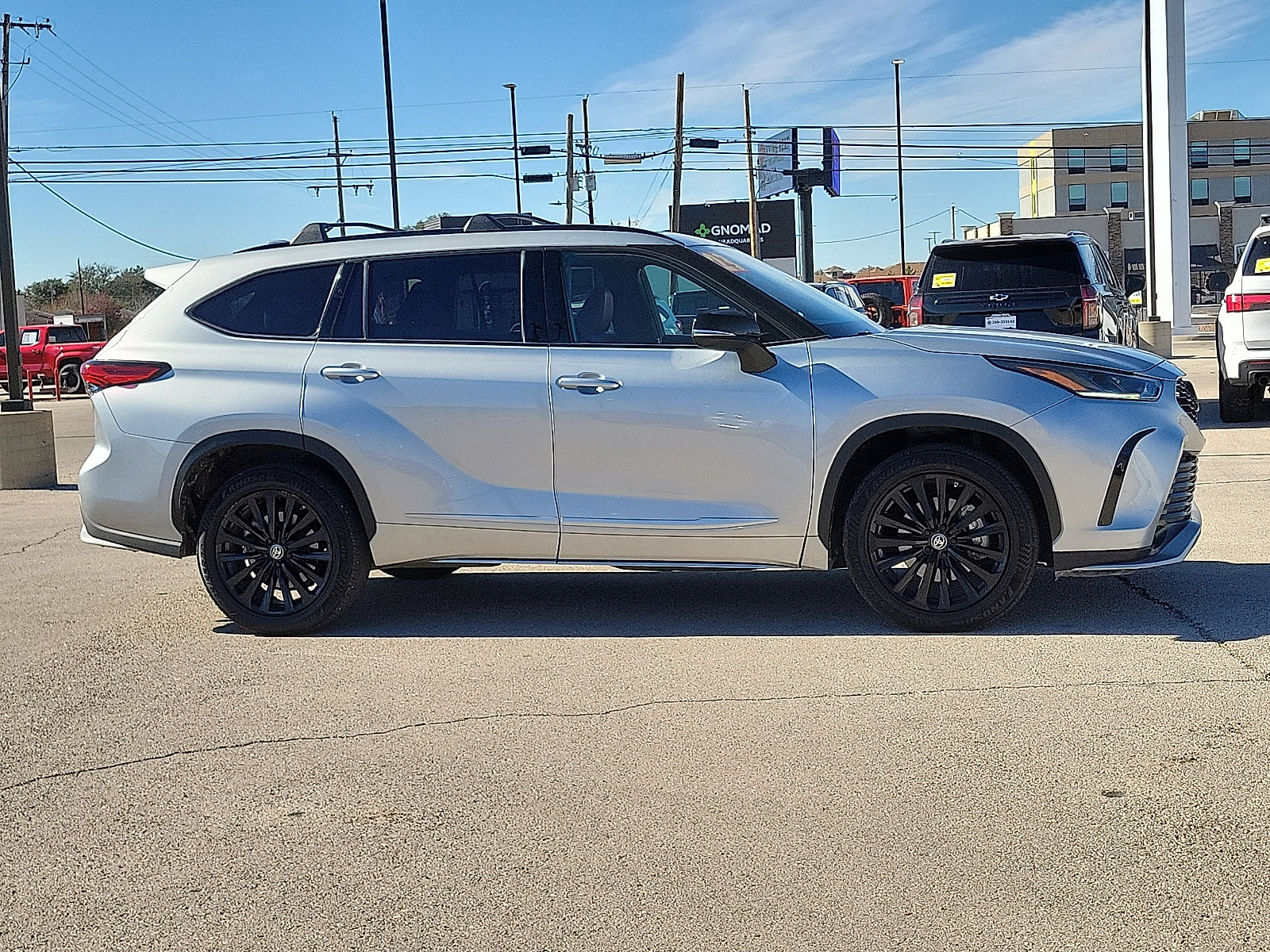 Used 2023 Toyota Highlander XSE image 5