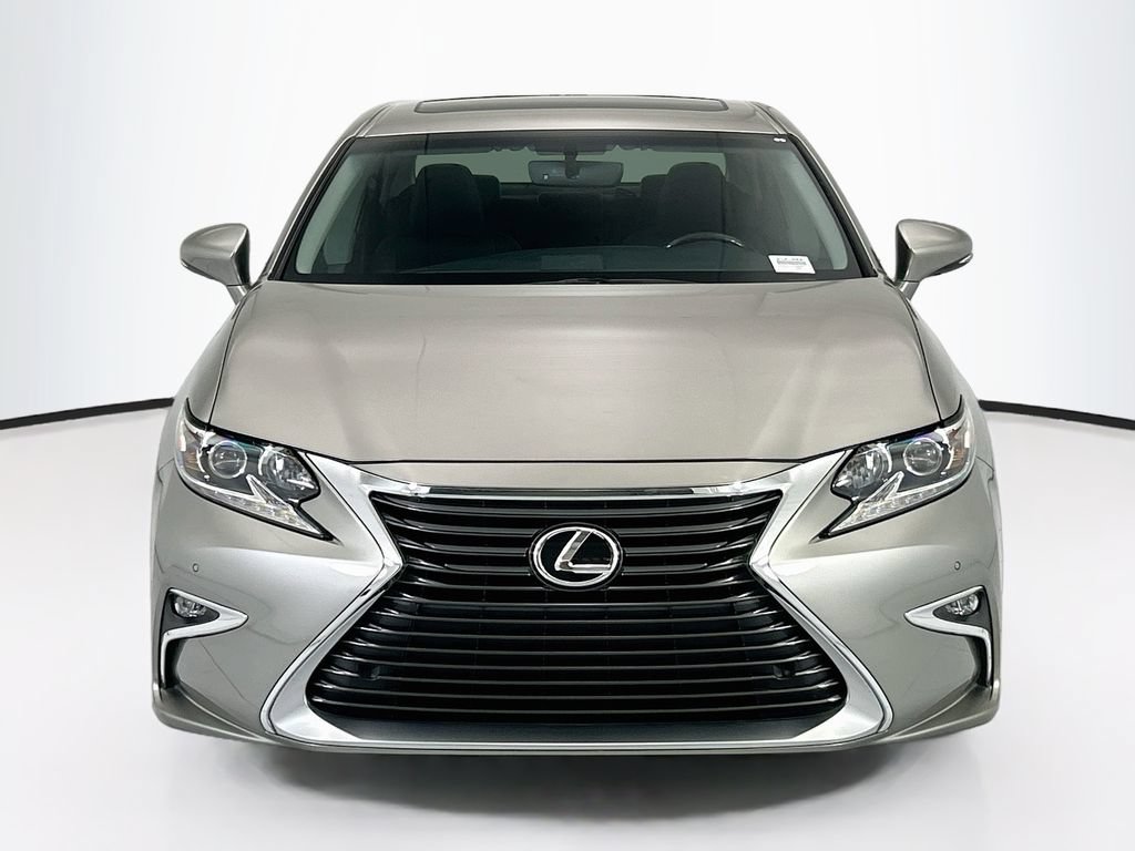Used 2016 Lexus ES 350 w/ Premium Package w/Wood Trim FWD image 2