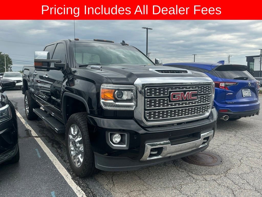Used 2018 GMC Sierra 2500 Denali w/ Duramax Plus Package AWD/4WD image 5