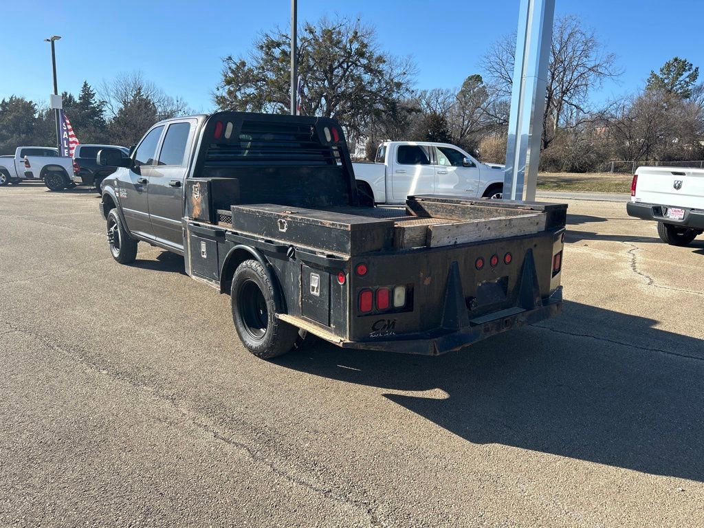 Used 2017 RAM 3500 Tradesman w/ Chrome Appearance Group image 3