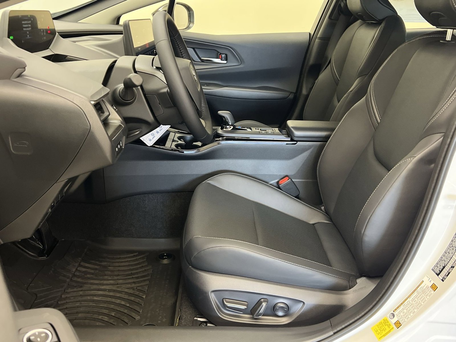 New 2026 Toyota Prius AWD image 7