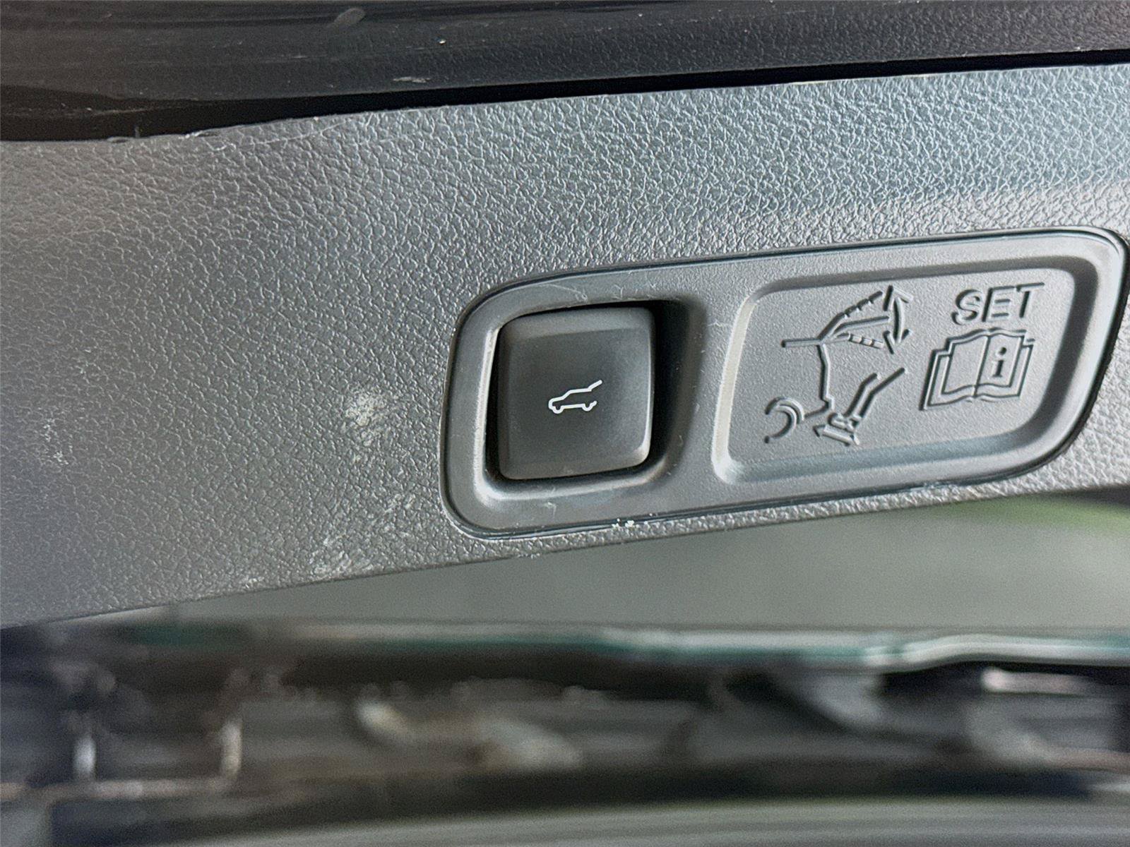 Used 2023 Lincoln Navigator Reserve AWD/4WD image 28