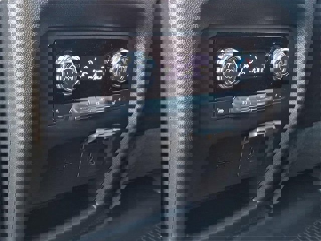 New 2025 GMC Acadia Elevation w/ Elevation Premium Package image 10