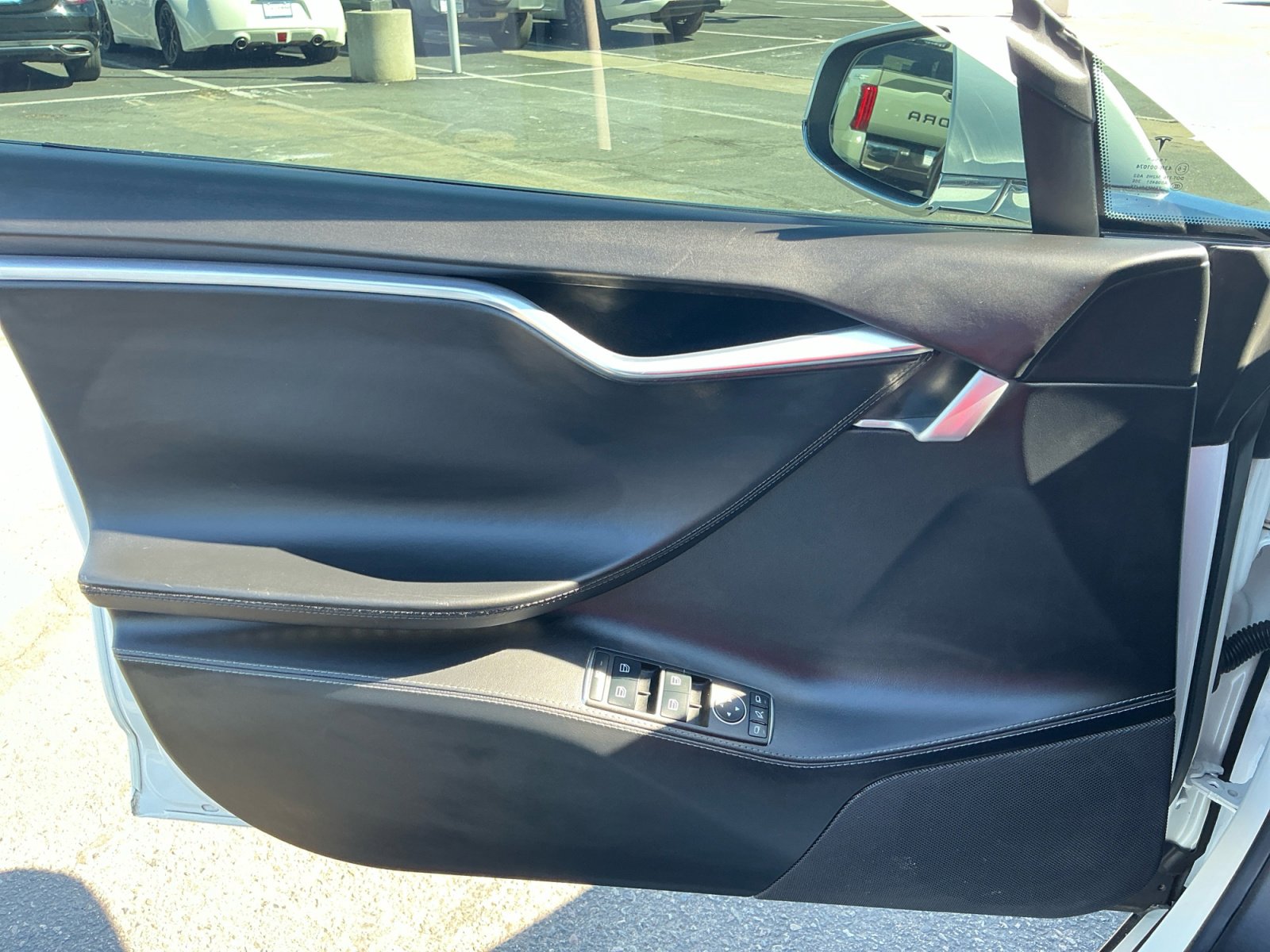 Used 2016 Tesla Model S P90D image 13