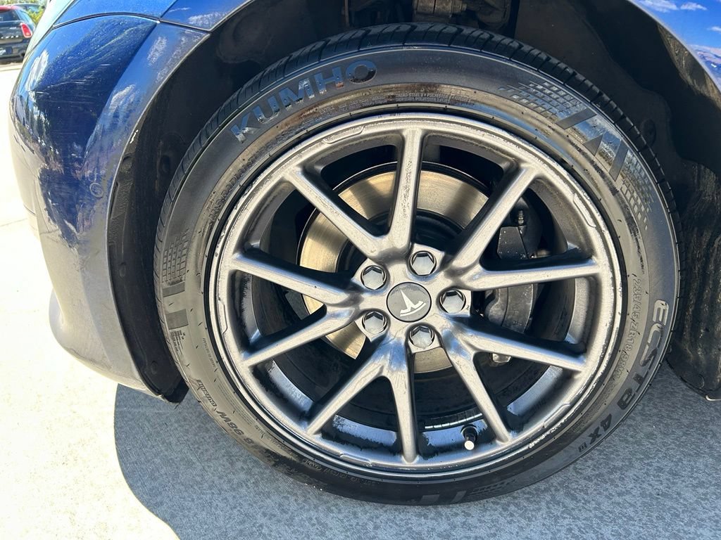 Used 2019 Tesla Model 3 Mid Range RWD image 29