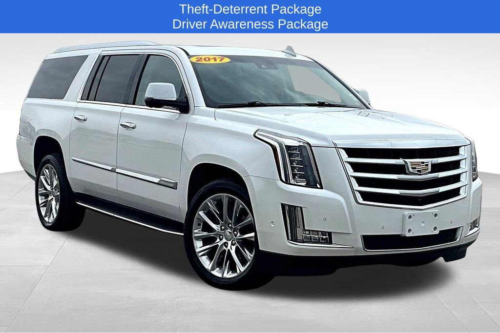 Used 2017 Cadillac Escalade ESV Luxury image 3