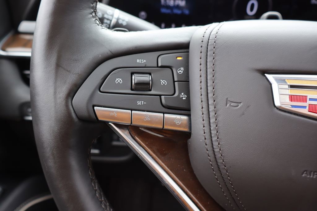 Used 2024 Cadillac Escalade Sport Platinum w/ LPO, ONYX Package image 8