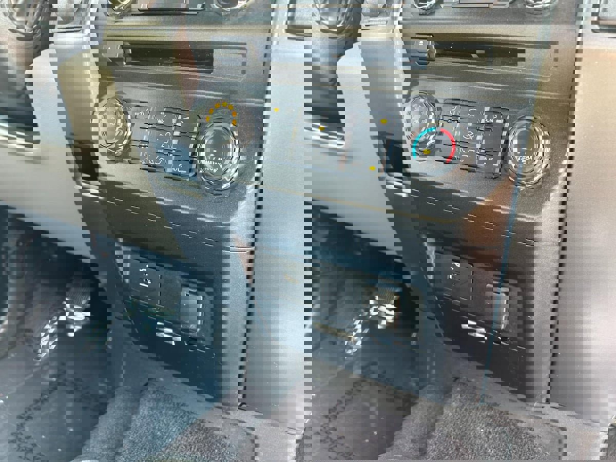 Used 2017 Ford F150 XLT image 24