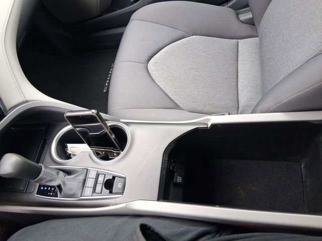 Used 2022 Toyota Camry LE FWD image 22