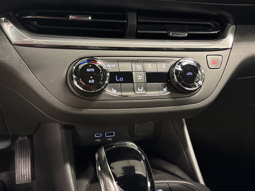 New 2026 Buick Envista Preferred w/ Convenience I Package FWD image 36