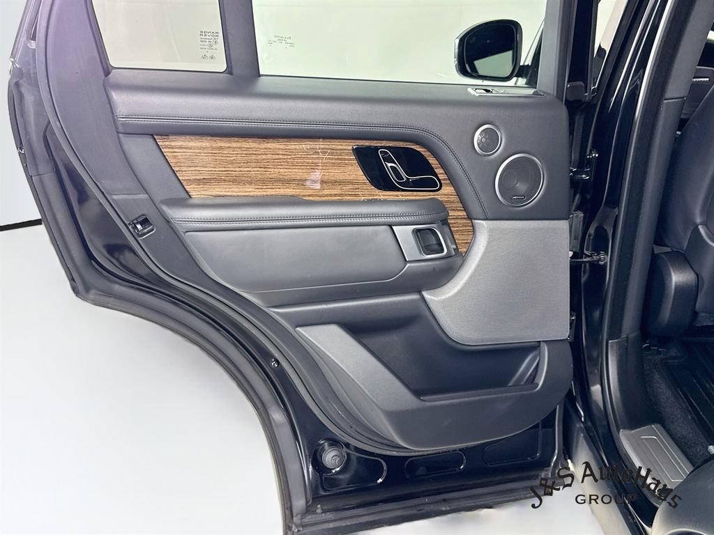 Used 2019 Land Rover Range Rover Supercharged AWD/4WD image 33