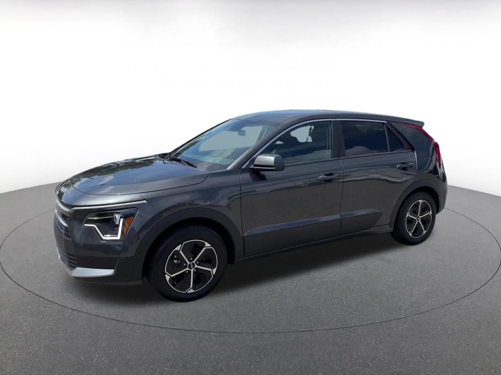 Used 2026 Kia Niro LX FWD image 7