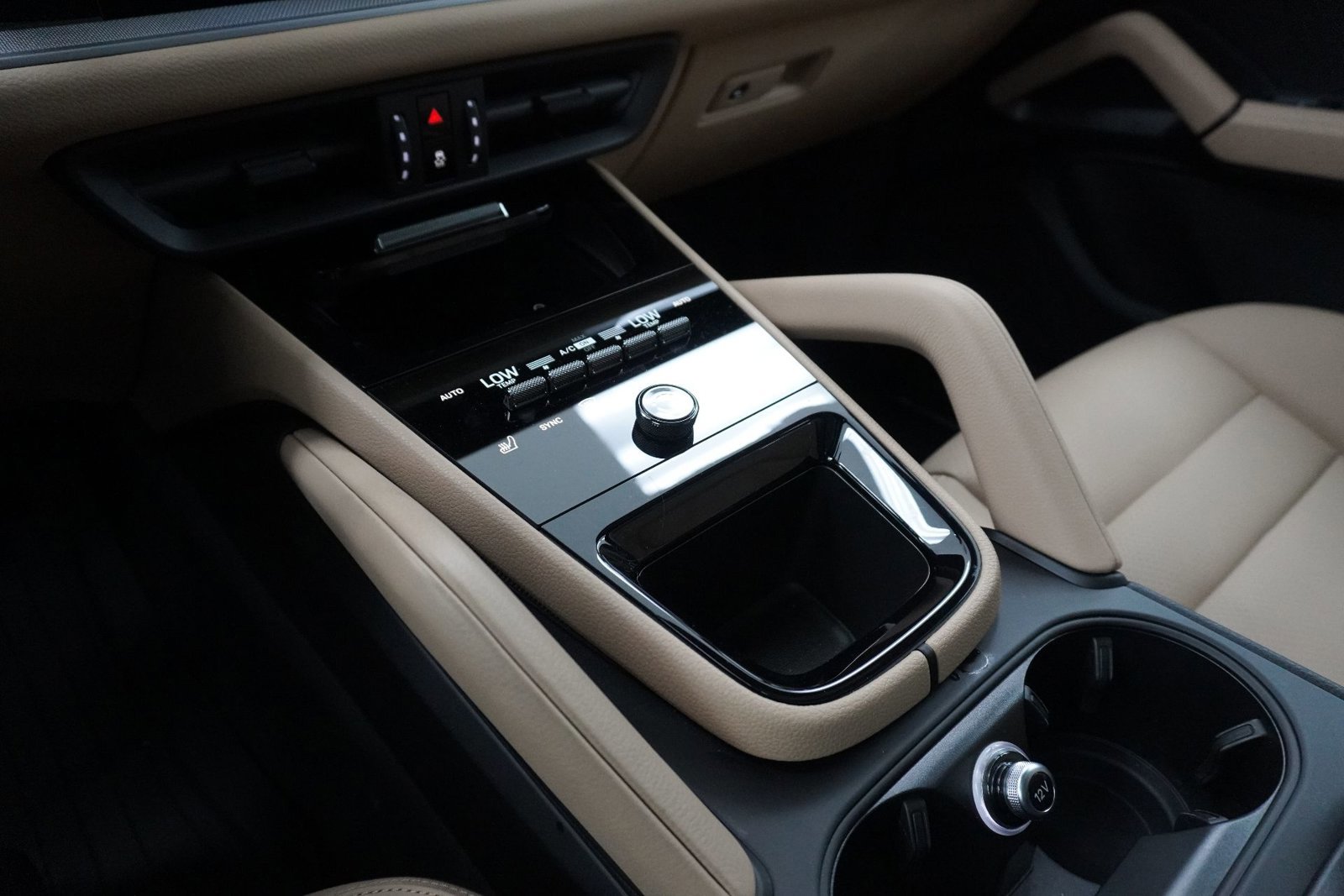 Certified 2026 Porsche Cayenne image 22