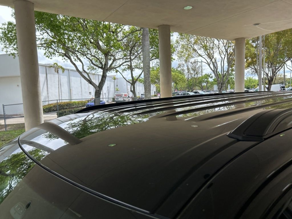 Used 2025 Jeep Wagoneer L Series II image 18