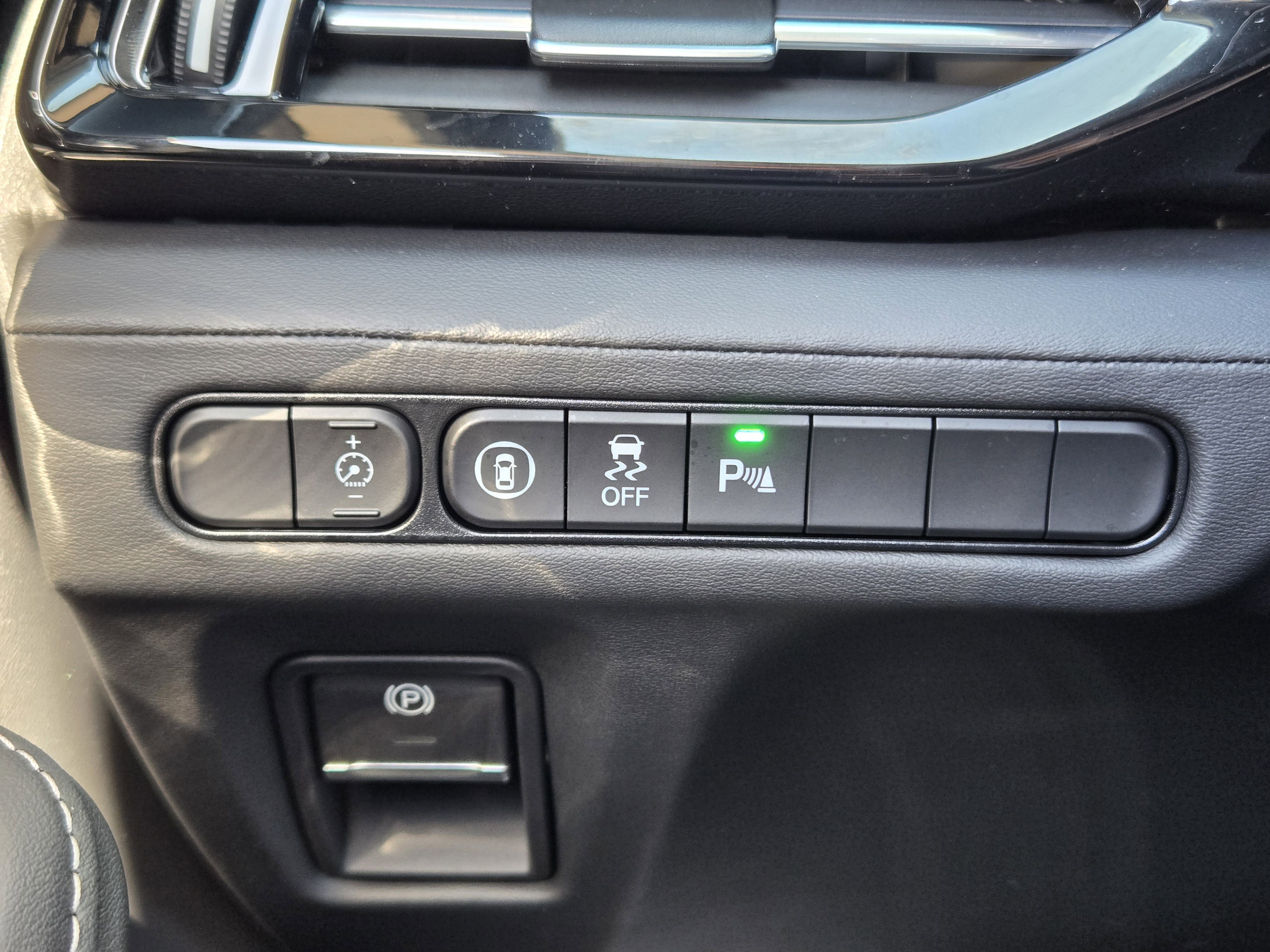 Certified 2025 Acura MDX w/ Technology Package image 22