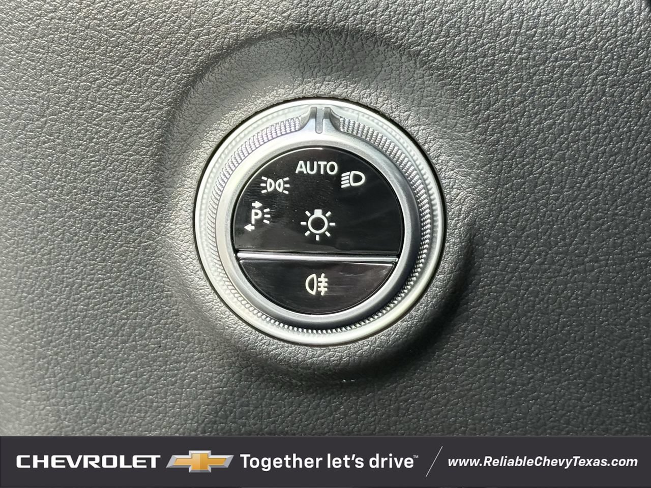 Used 2024 Mercedes-Benz CLE 300 4MATIC Coupe image 24