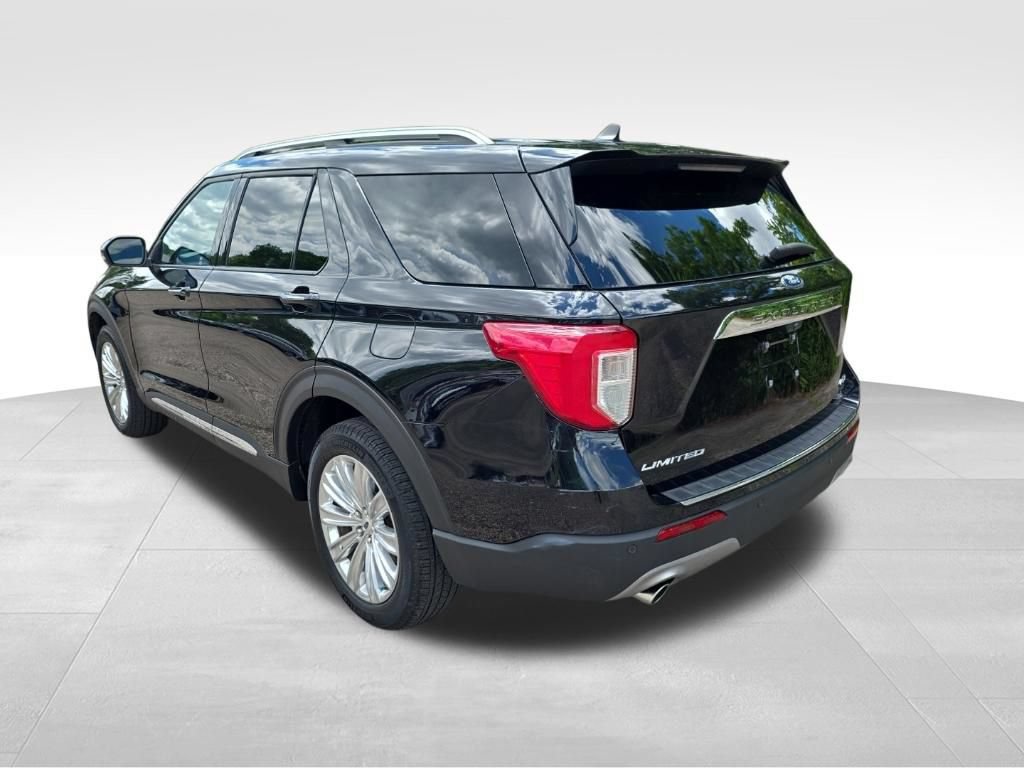 Certified 2024 Ford Explorer Limited w/ Equipment Group 301A AWD/4WD image 9