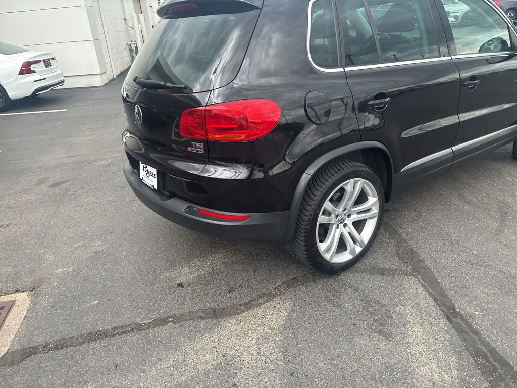 Used 2016 Volkswagen Tiguan SEL AWD/4WD image 3