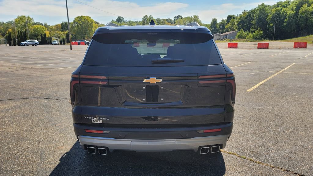 New 2026 Chevrolet Traverse LT w/ Driver Confidence Package image 10