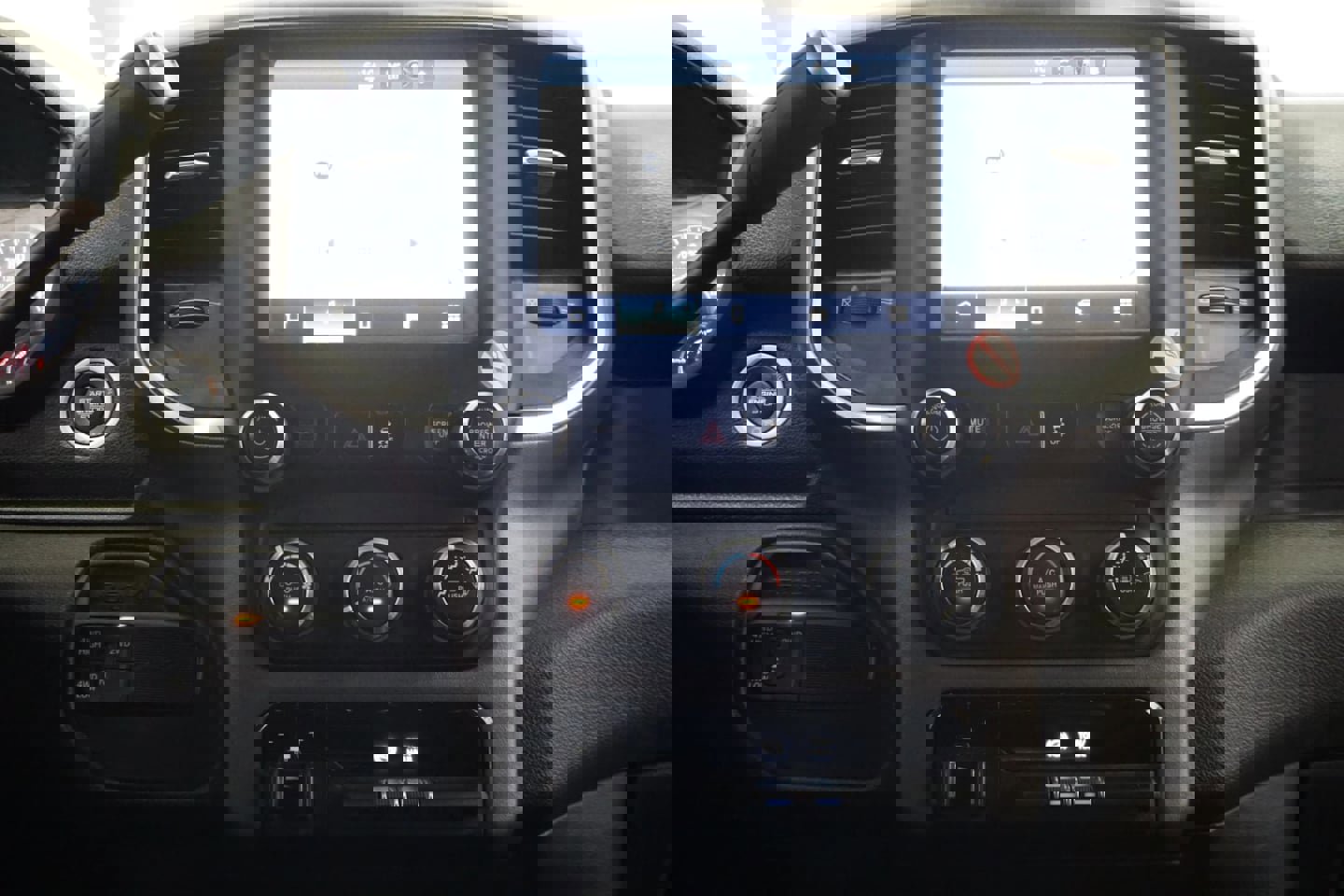 Used 2022 RAM 2500 Big Horn image 25