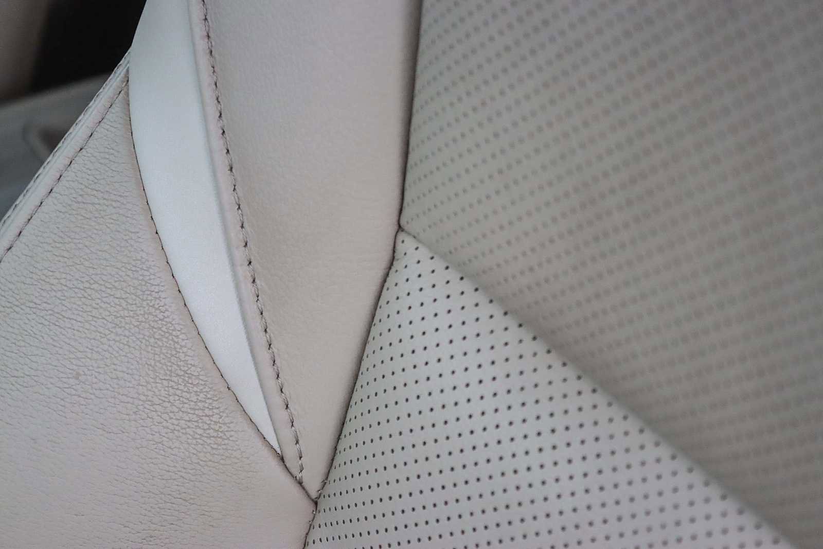 Used 2017 Nissan Murano Platinum w/ Platinum Technology Package image 24