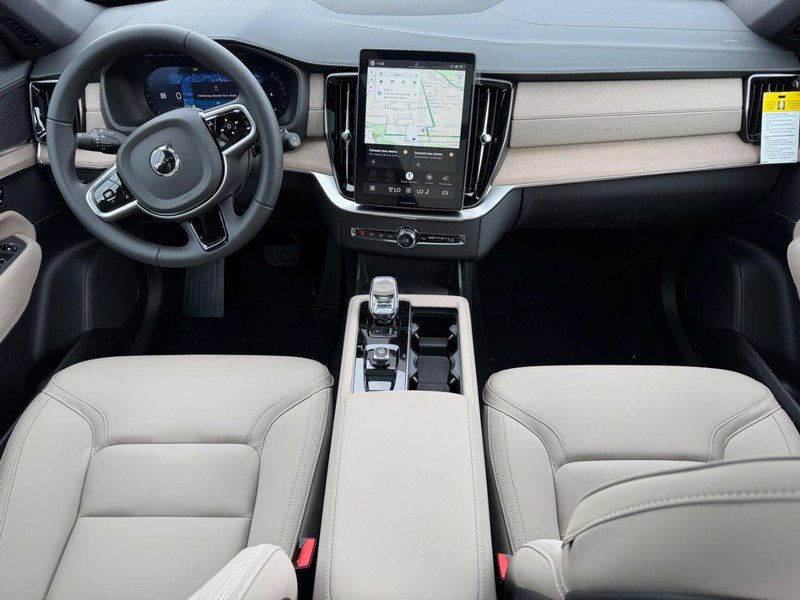 New 2026 Volvo XC90 B5 Core AWD/4WD image 5