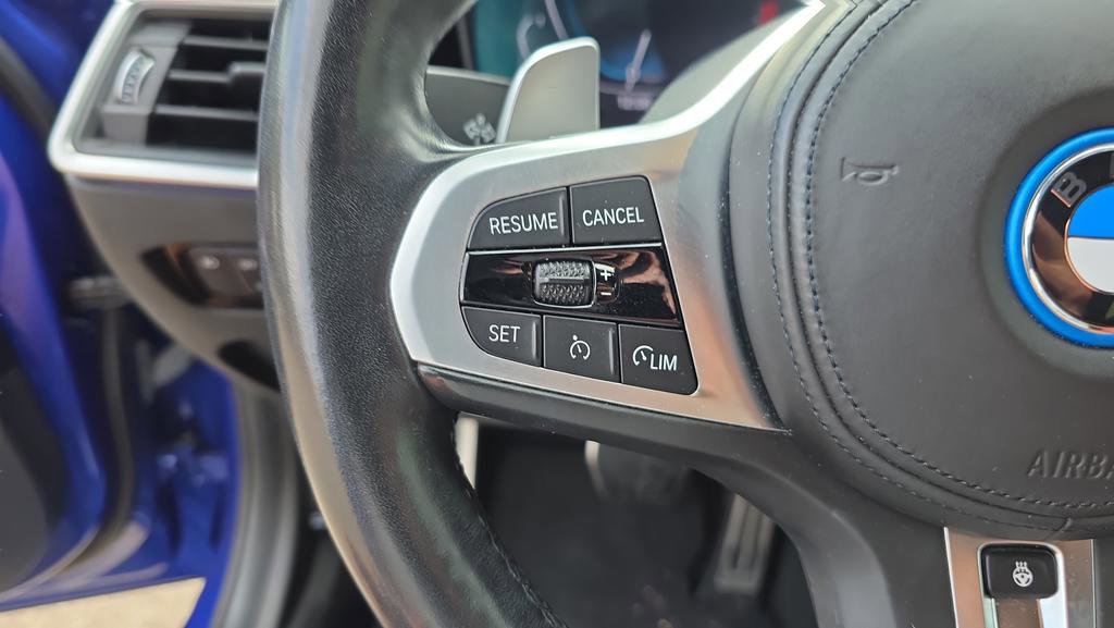 Used 2022 BMW 330e xDrive w/ M Sport Package image 13