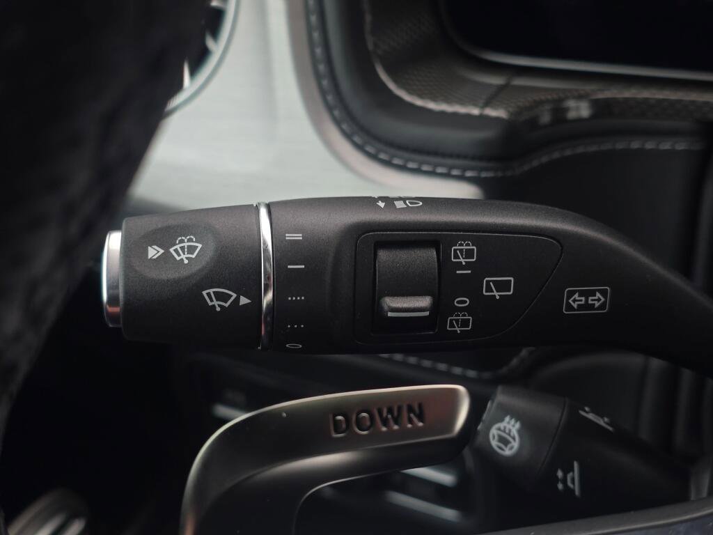 Used 2025 Mercedes-Benz G 63 AMG 4MATIC image 37