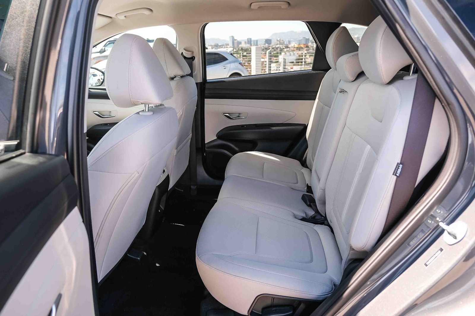 Used 2026 Hyundai Tucson SEL FWD image 19