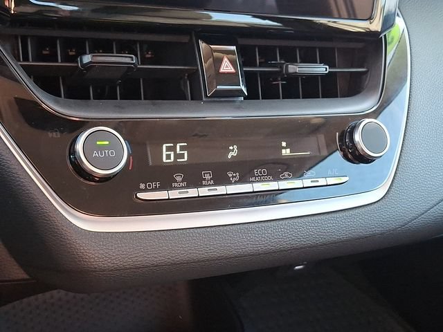 Certified 2025 Toyota Corolla LE FWD image 16