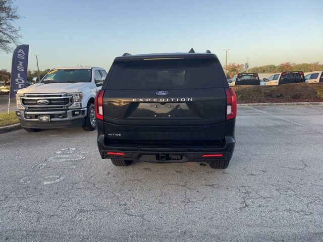 Used 2025 Ford Expedition Active image 6
