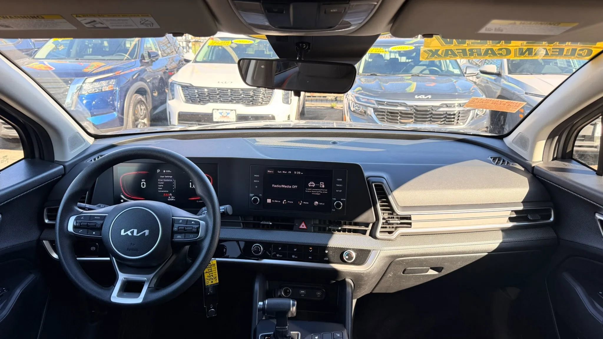 Used 2024 Kia Sportage LX image 15