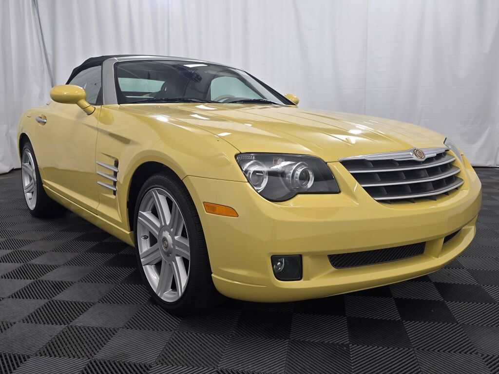 Used 2005 Chrysler Crossfire Limited RWD image 7