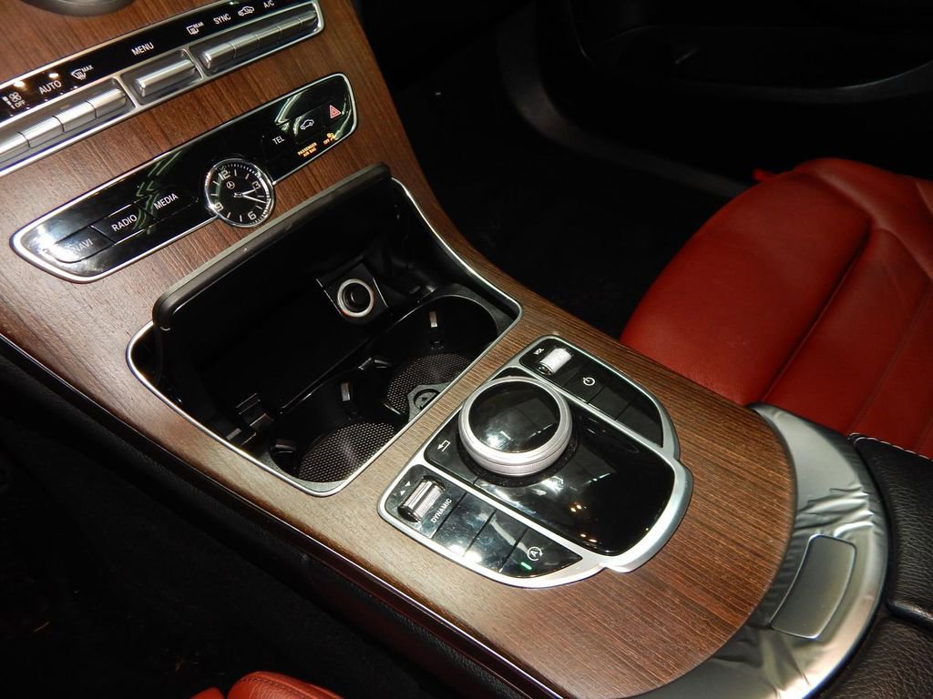 Used 2019 Mercedes-Benz C 300 4MATIC Sedan image 31