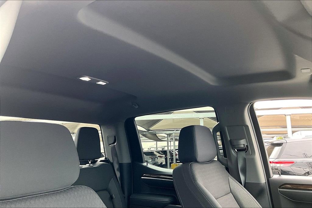 Used 2025 GMC Sierra 1500 Elevation image 20