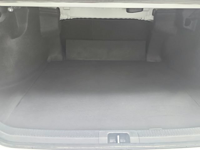 Used 2020 Toyota Camry SE FWD image 41