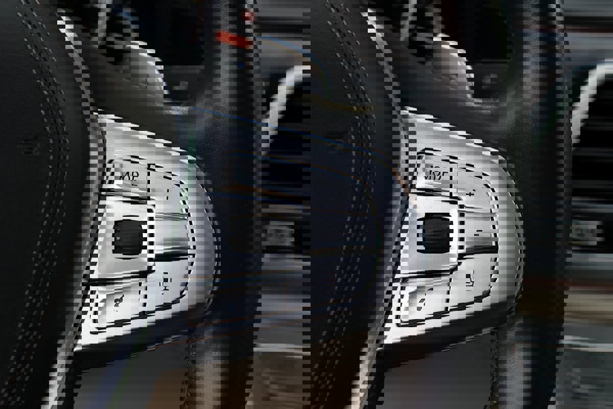 Used 2019 BMW 750i xDrive w/ Luxury Rear Seating Package image 22