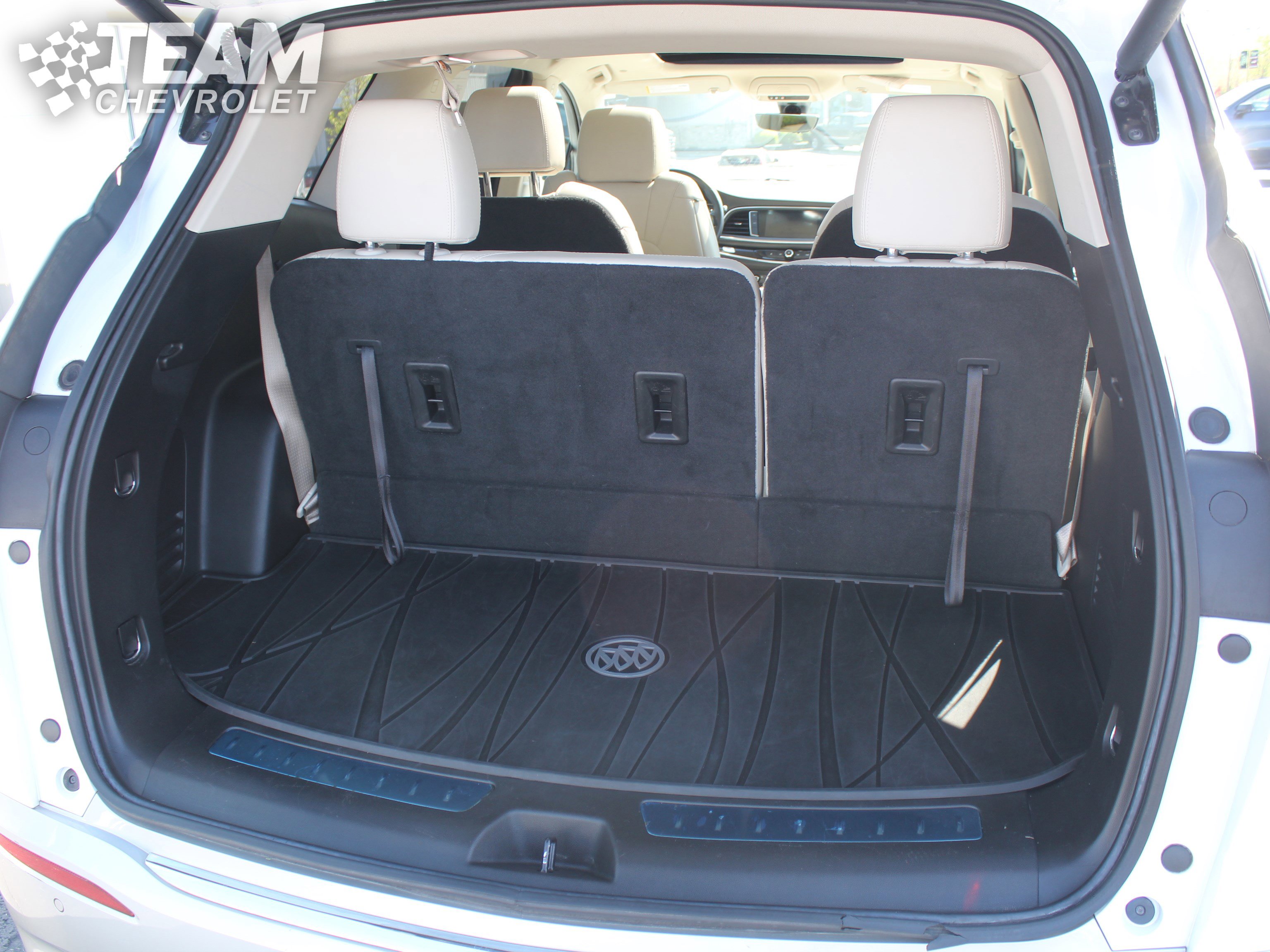Used 2023 Buick Enclave Essence w/ Experience Buick Package AWD/4WD image 31