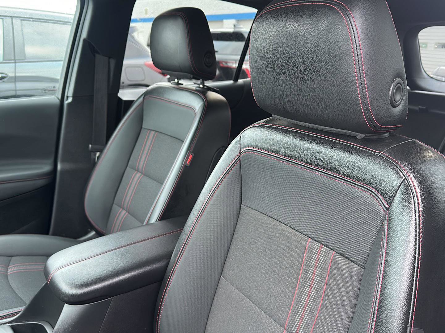 Certified 2022 Chevrolet Equinox RS image 25