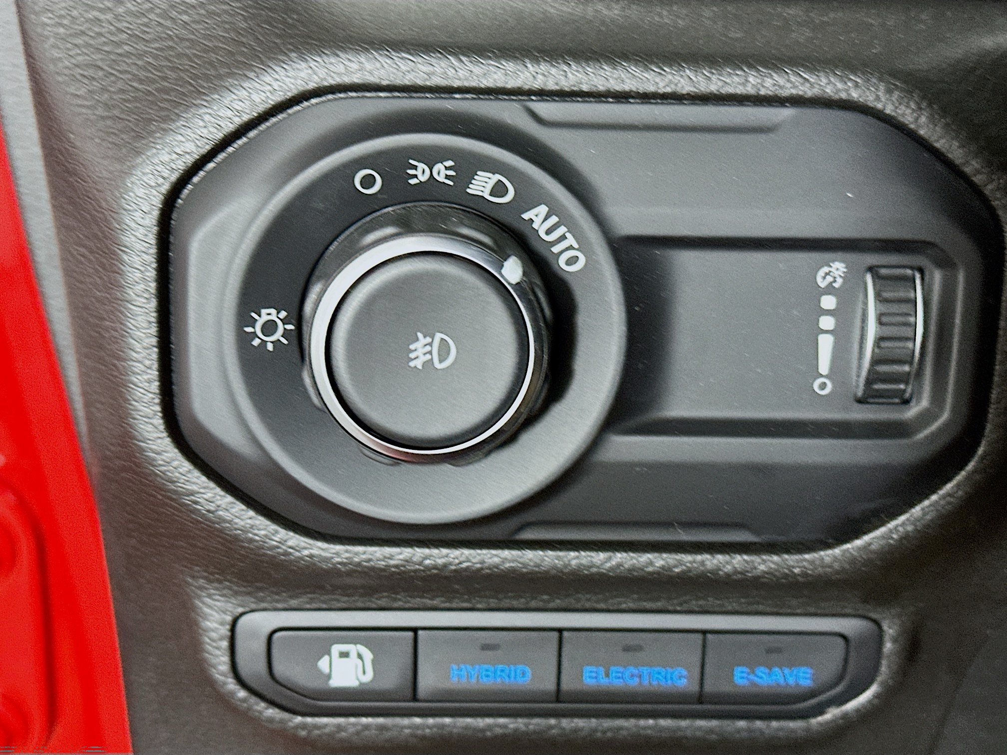 Used 2023 Jeep Wrangler Unlimited w/ Convenience Group AWD/4WD image 17