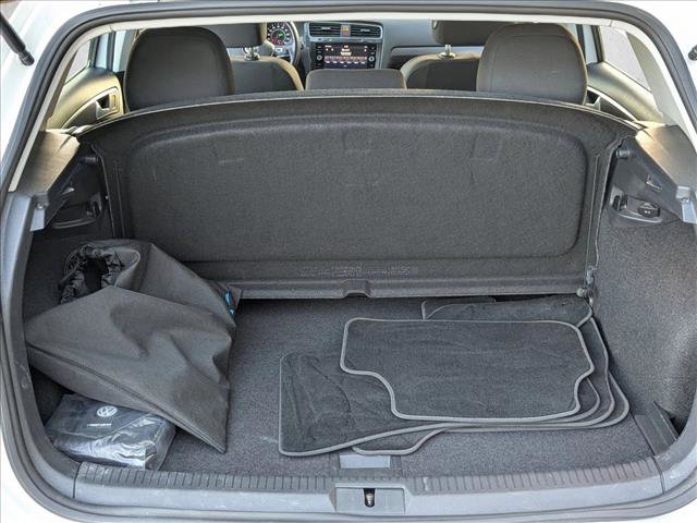 Used 2019 Volkswagen e-Golf SE w/ Driver Assistance Package image 6