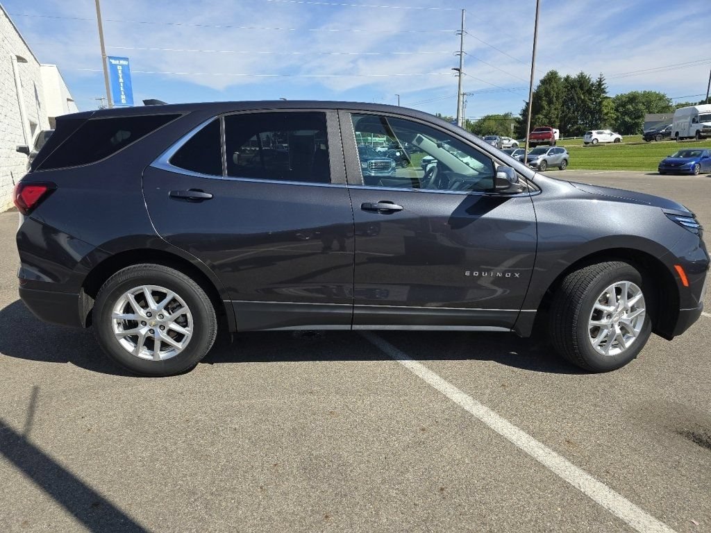 Used 2022 Chevrolet Equinox LT AWD/4WD image 18